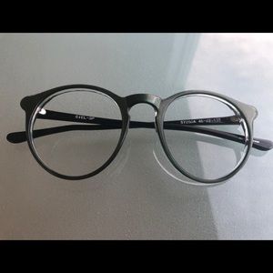 Black Round Glasses